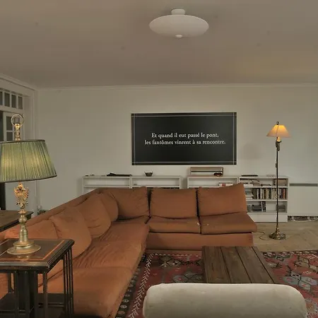 Bairro Alto Apartment *